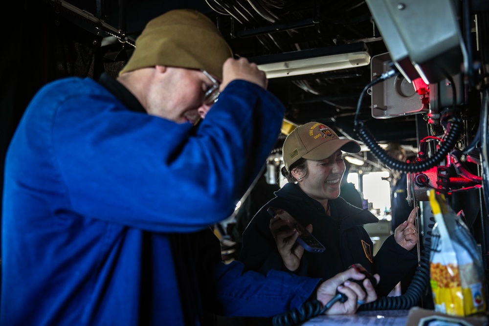 WAYNE E. MEYER SAILORS CONDUCT REPLENISHMENT-AT-SEA