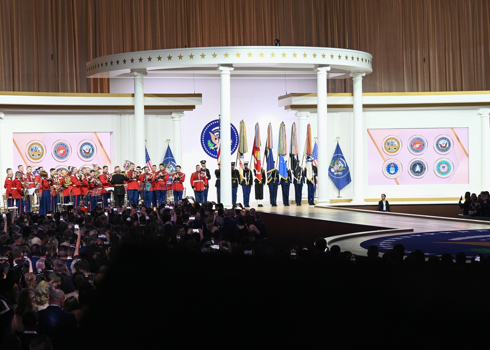 U.S. service members attend Commander in Chief Ball