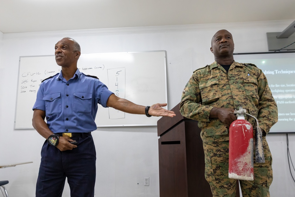 243D Regiment RTI Conducts Subject-Matter Expert Exchange in The Bahamas