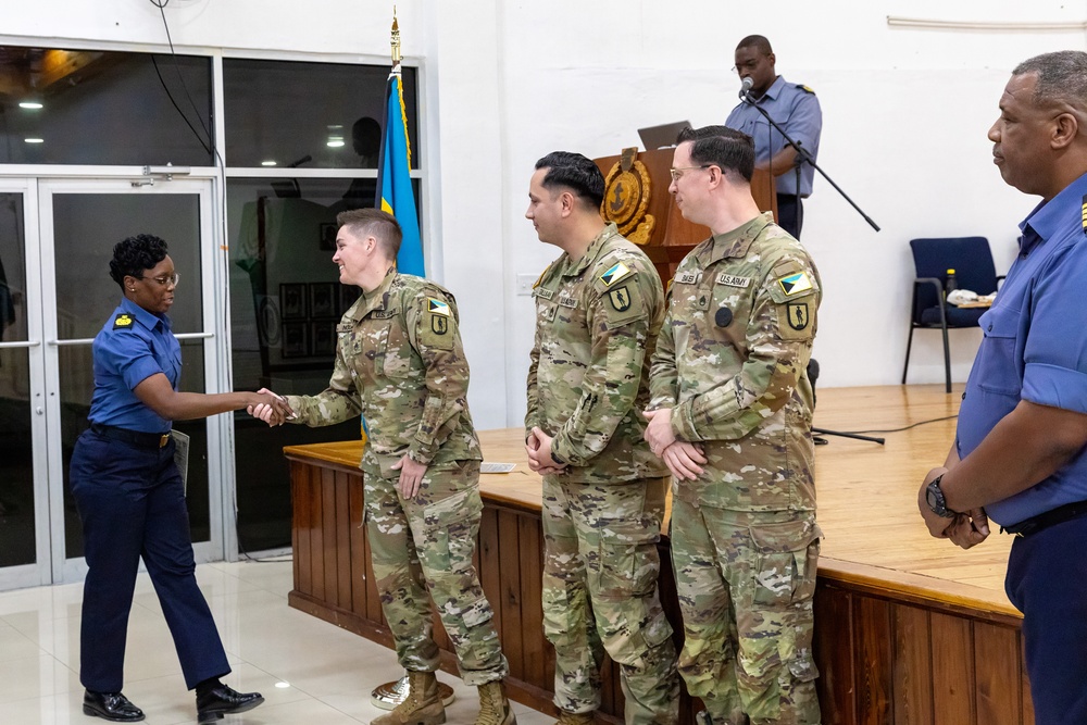 243D Regiment RTI Conducts Subject-Matter Expert Exchange in The Bahamas