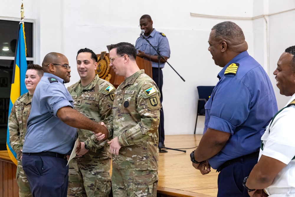 243D Regiment RTI Conducts Subject-Matter Expert Exchange in The Bahamas