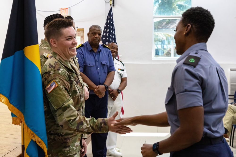 243D Regiment RTI Conducts Subject-Matter Expert Exchange in The Bahamas