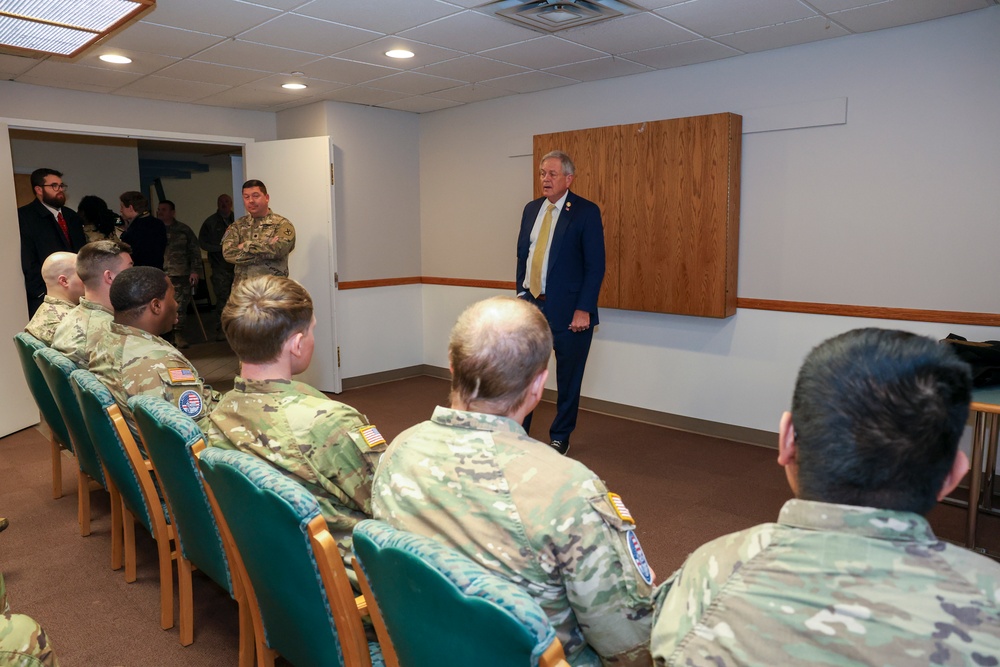 South Carolina Congressman Ralph Norman Meets with South Carolina Army National Guard Soldiers