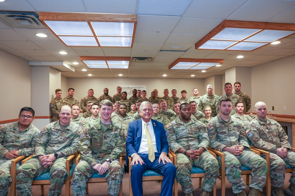 South Carolina Congressman Ralph Norman Meets with South Carolina Army National Guard Soldiers