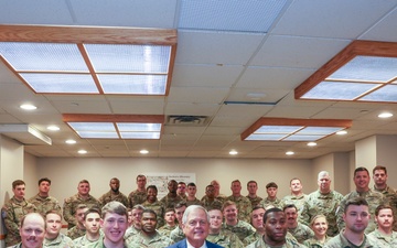 South Carolina Congressman Ralph Norman Meets with South Carolina Army National Guard Soldiers