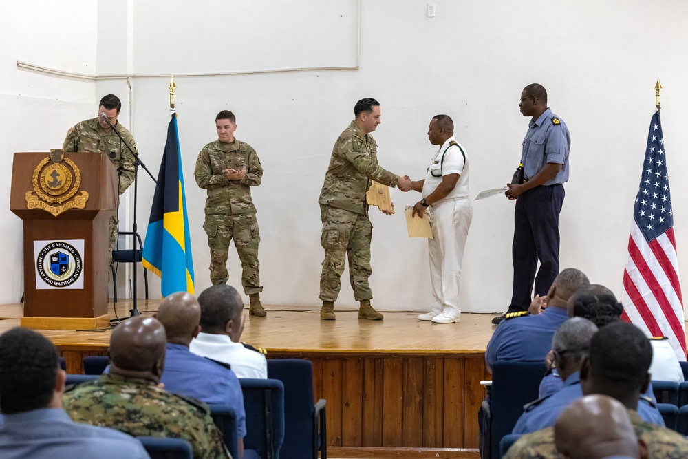 243D Regiment RTI Conducts Subject-Matter Expert Exchange in The Bahamas