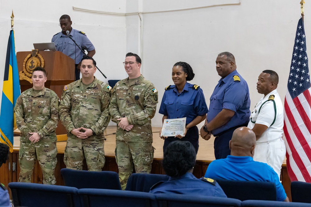 243D Regiment RTI Conducts Subject-Matter Expert Exchange in The Bahamas