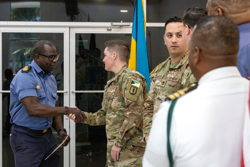 243D Regiment RTI Conducts Subject-Matter Expert Exchange in The Bahamas