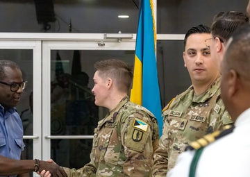 243D Regiment RTI Conducts Subject-Matter Expert Exchange in The Bahamas