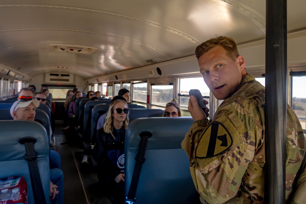 UT-Austin School Visit to 1st Cavalry Division