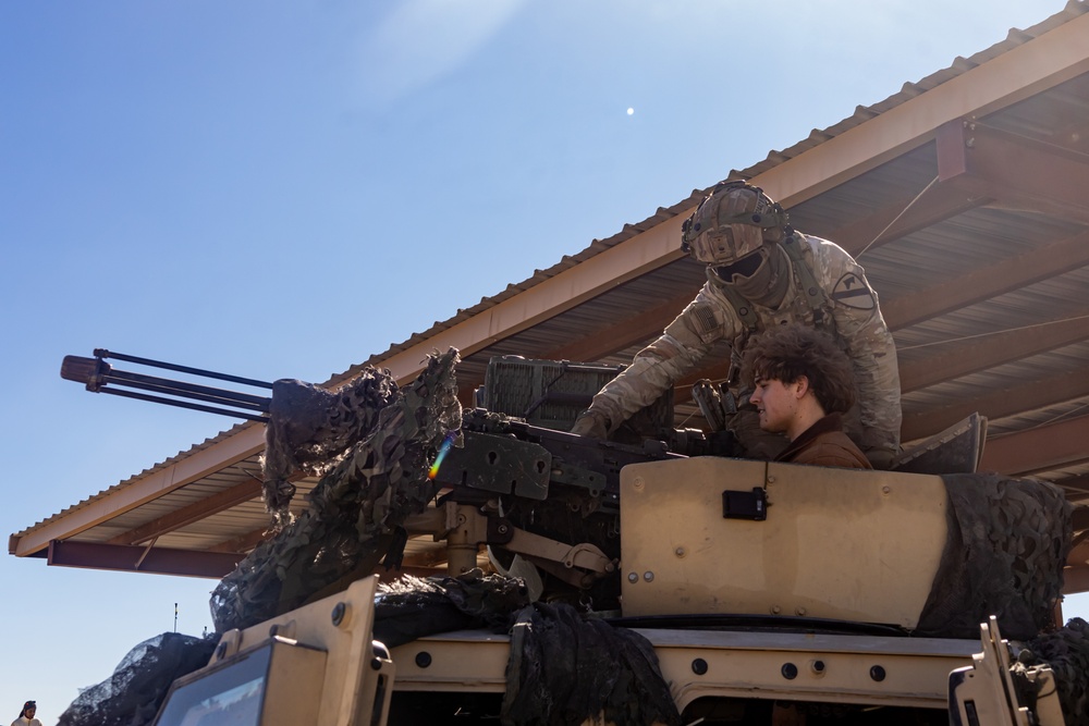 UT-Austin School Visit to 1st Cavalry Division