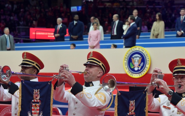 Service members participate in inaugural parade