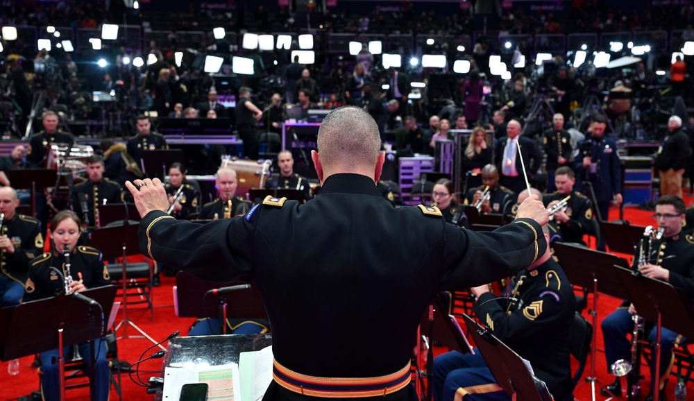 Service members participate in inaugural parade