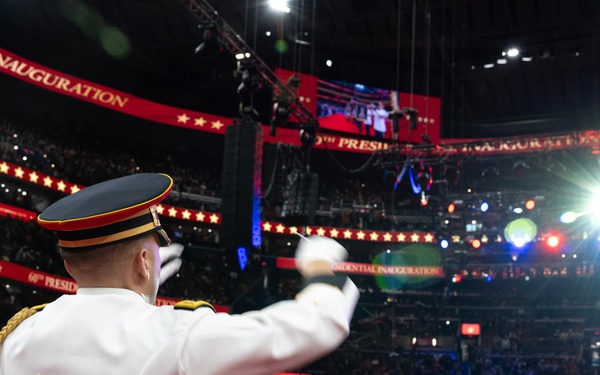 Service members participate in inaugural parade