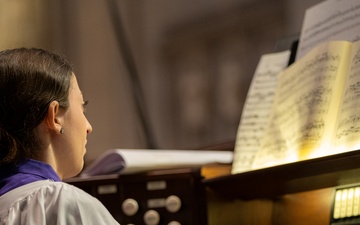 “The President’s Own” U.S. Marine Band plays during the National Prayer Service