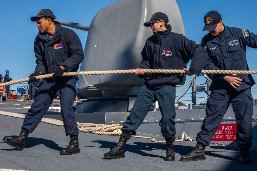 USS Benfold Sea and Anchor, Flight Operations