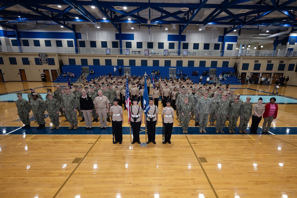 Sailors from NAVSUP headquarters serve as judges for the NJROTC program in the Mid-Atlantic Competition.