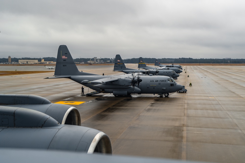 Wyoming Air Guard takes part in “Operation Toy Drop”