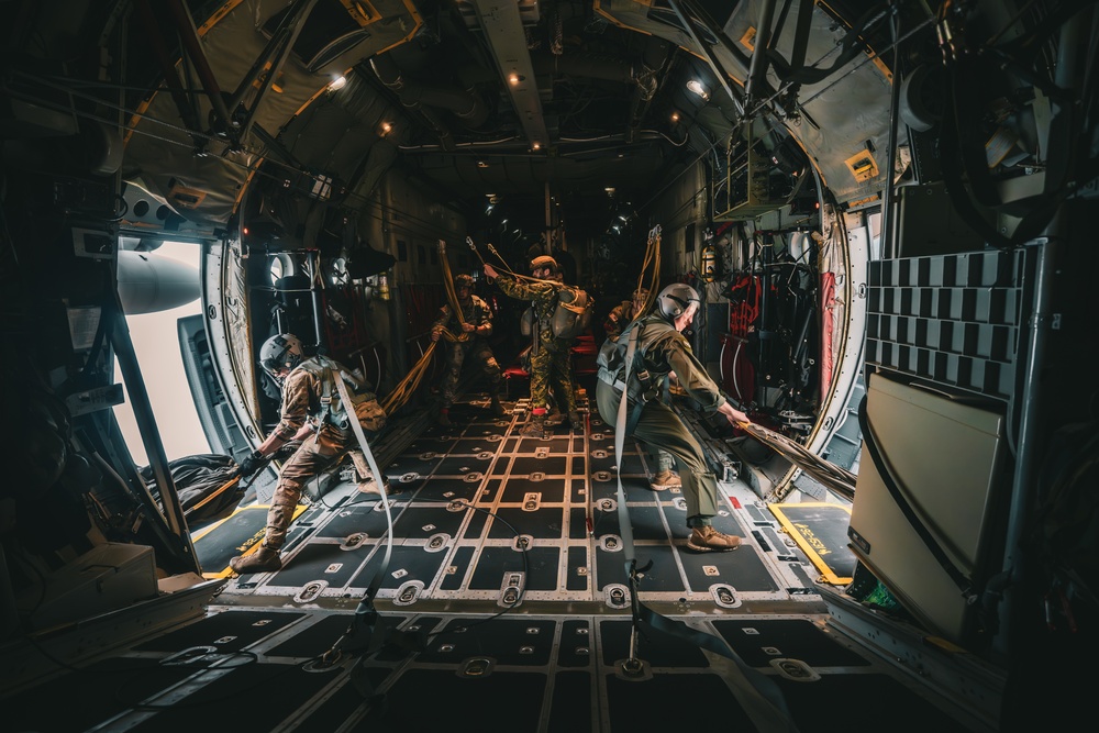 Wyoming Air Guard takes part in “Operation Toy Drop”