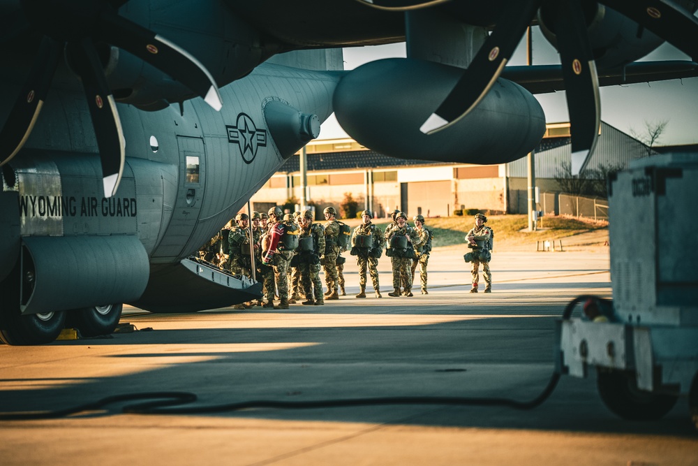 Wyoming Air Guard takes part in “Operation Toy Drop”