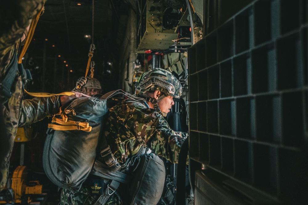 Wyoming Air Guard takes part in “Operation Toy Drop”