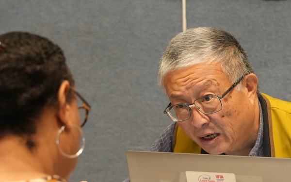 FEMA staff at the Pasadena Disaster Recovery Center