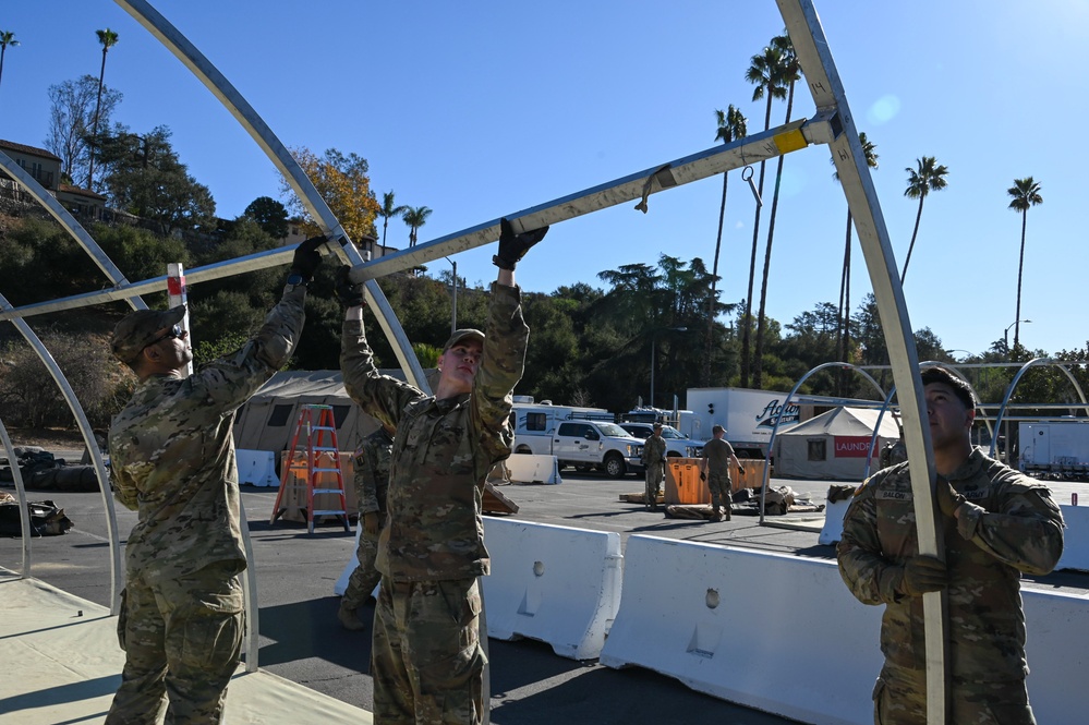 California National Guardsmen respond to Los Angeles fires