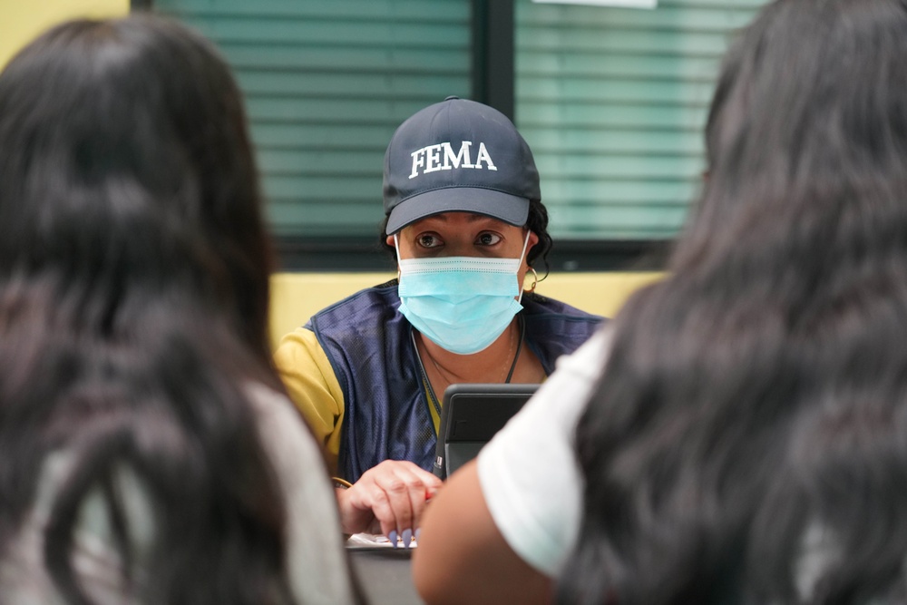 FEMA assists survivors at the Los Angeles Homeless Service Agency Registration drive.