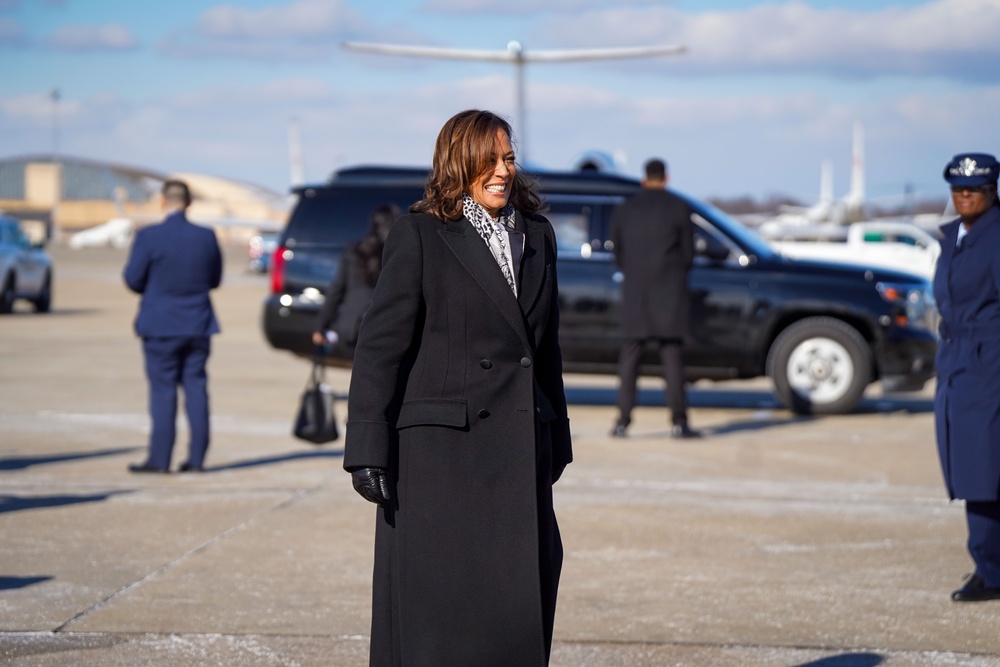 Kamala Harris recognizes 89th AW members before her final flight