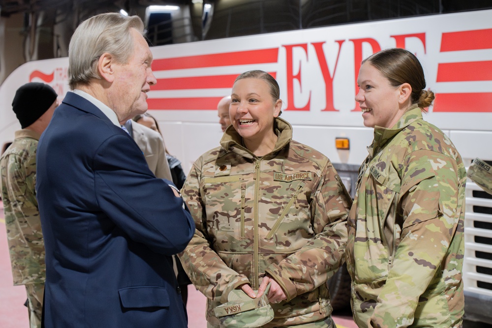 Congressman Mike Simpson Visits Idaho National Guard