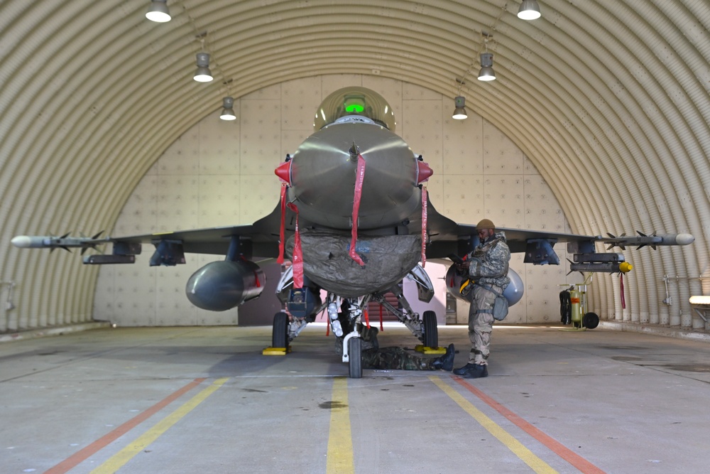 Maintenance, munitions Airmen keep Falcons fighting during Beverly Pack 25-1