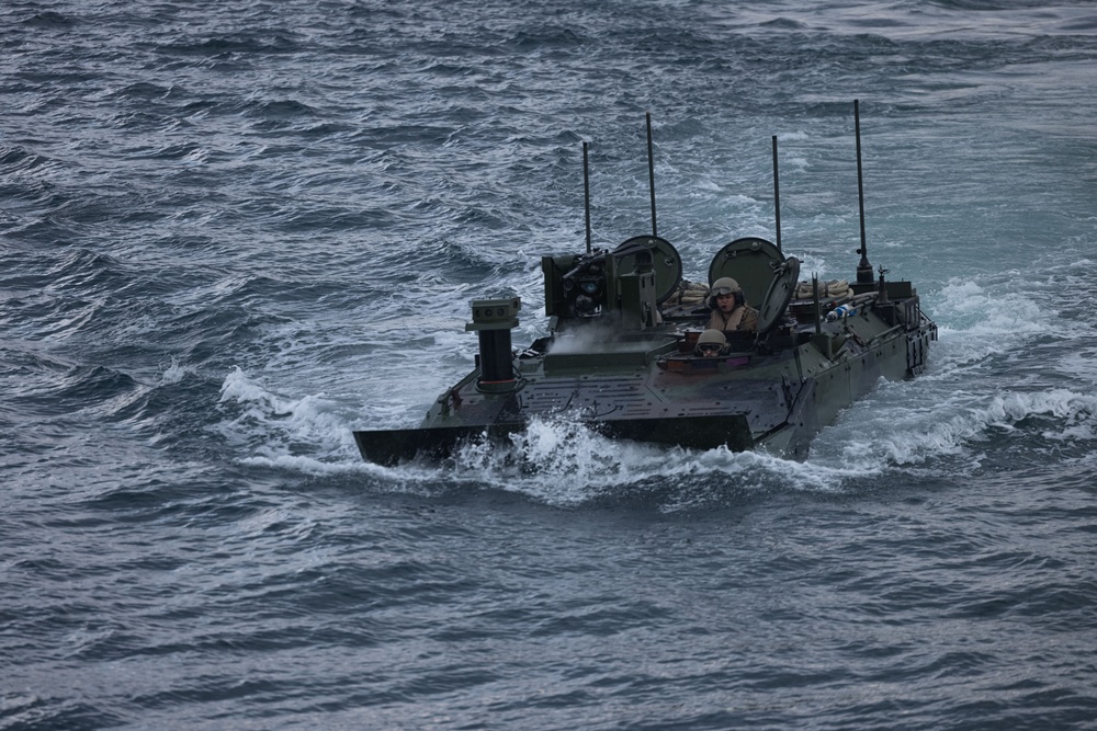 4th Marines ACVs Train for Amphibious Operations with the USS Rushmore