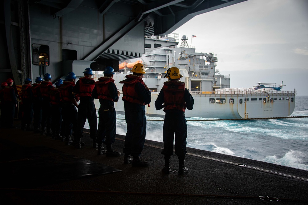 USS Carl Vinson (CVN 70) Conducts Routine Operations in the South China Sea