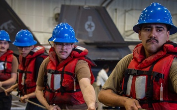 USS Carl Vinson (CVN 70) Conducts Routine Operations in the South China Sea