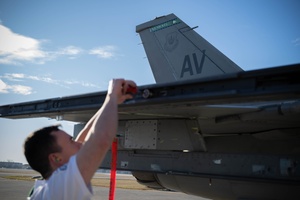 AFN Aviano Radio News: Winter Travel