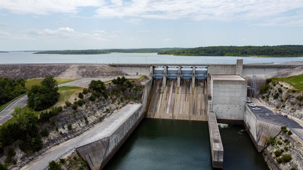 Stockton Lake Dam