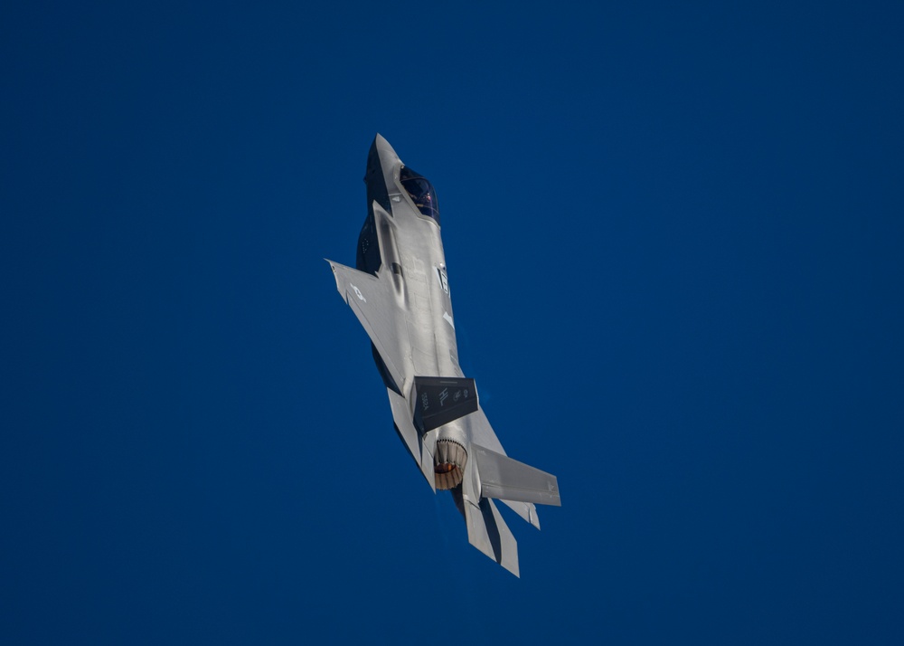 F-35A Demo Team Conducts Practice Demonstration