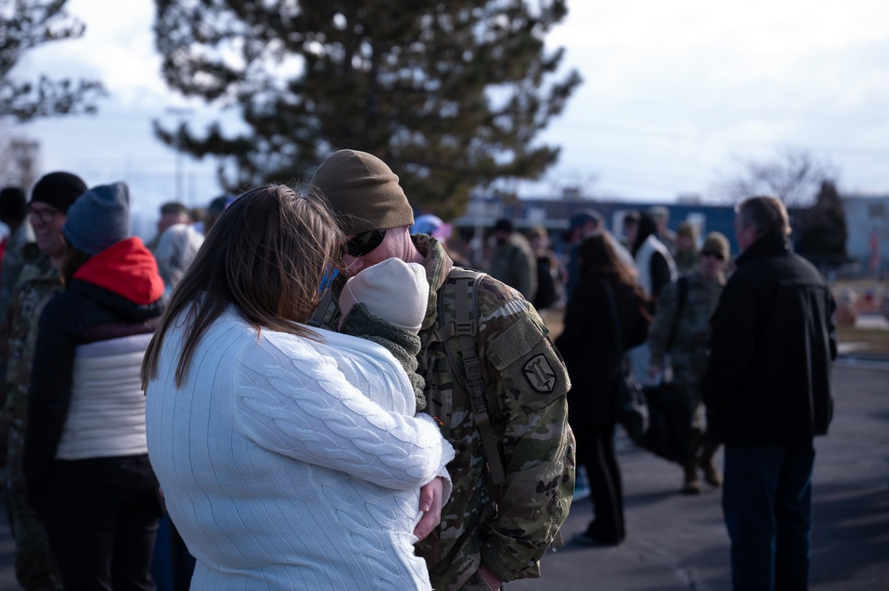 Utah National Guard welcomes 204th MEB home from East Africa Deployment