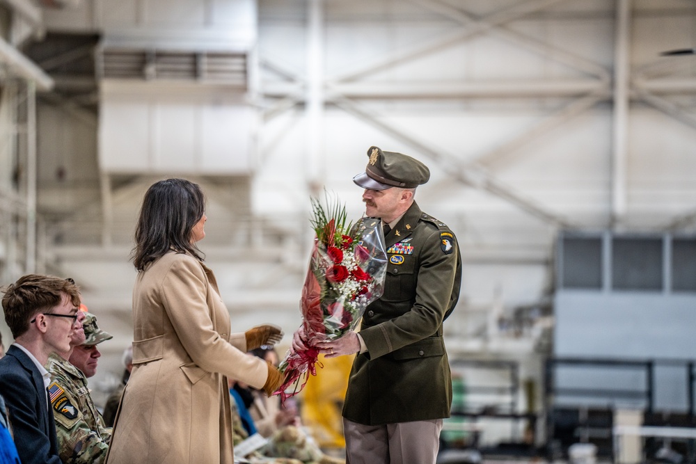 101st Combat Aviation Brigade Command Chief Warrant Officer Relinquishment of Responsibility