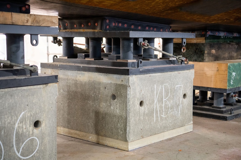 Removal of Keel Blocks from USS Boise