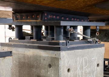 Removal of Keel Blocks from USS Boise