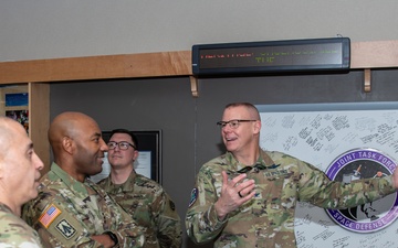 USASMDC commander visits NSDC, presents Basic Space Badge to Soldier