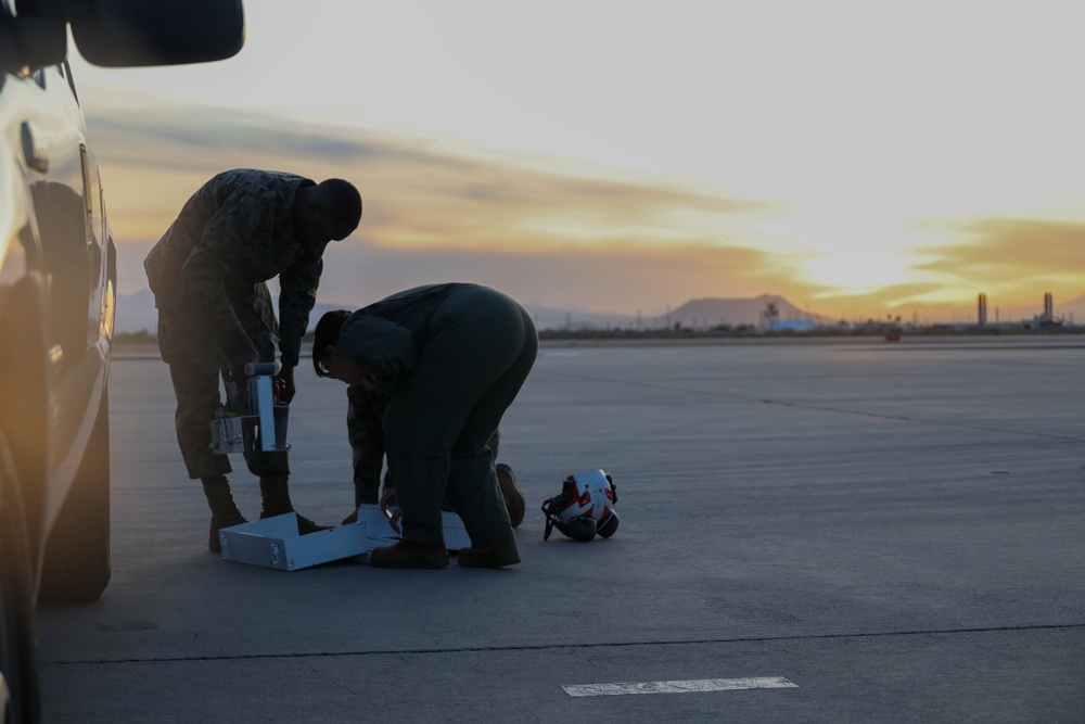 VMGR-153 trains in Arizona