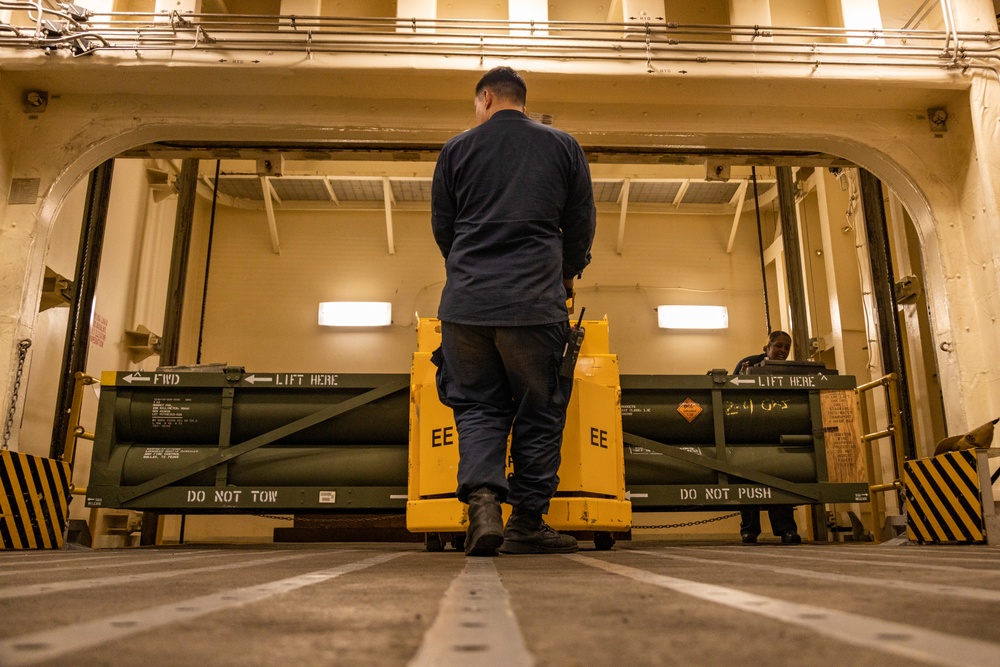 31st MEU | HIMARS Ammunition onload USS San Diego (LPD 22)