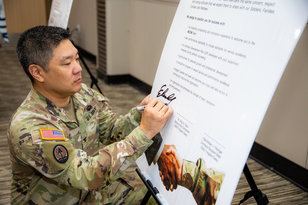 Leadership Pledge Signature ceremony