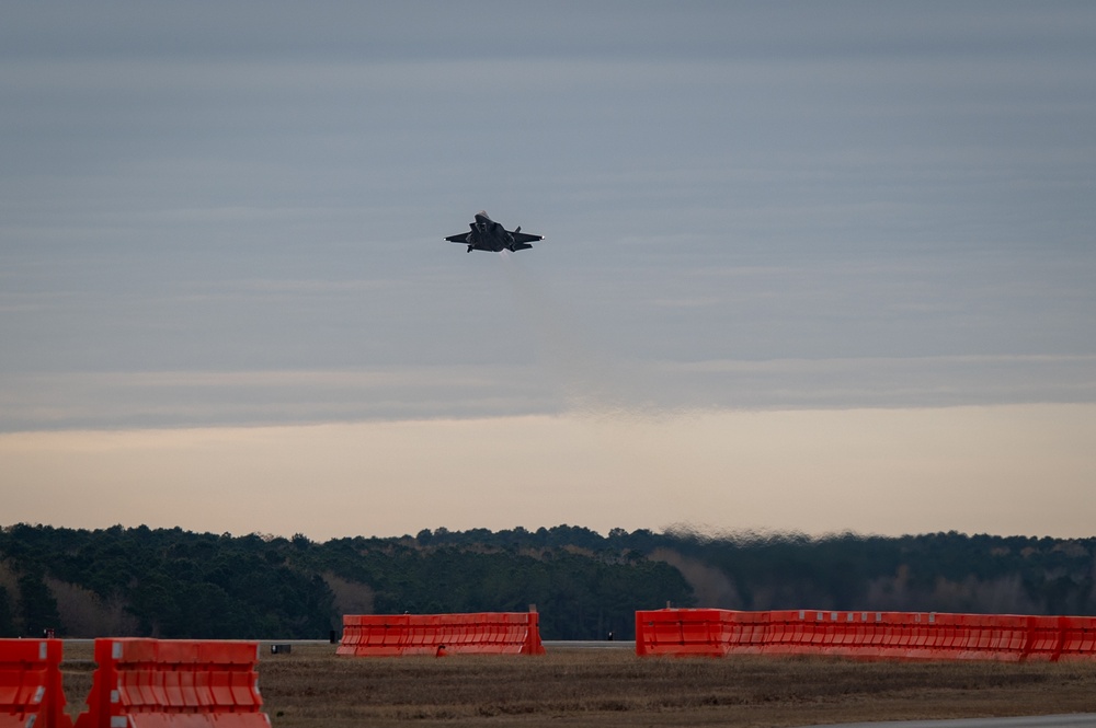 F-35 Takes Off During Sentry Savannah 25-1