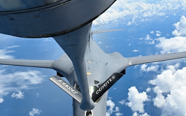 B-1B Lancer conducts aerial refueling during Bomber Task Force 25-1