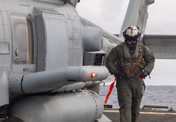 USS Preble (DDG 88) Flight Ops