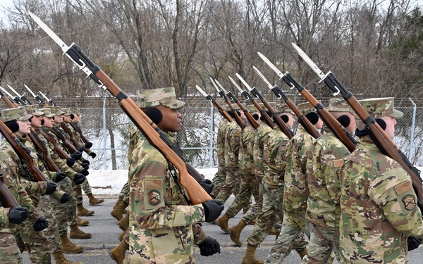 Drill like a woman: A ceremonial guardsman’s path of service