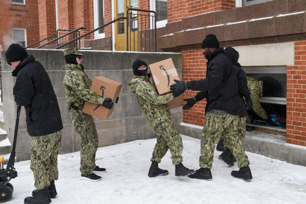 Accession-Level Sailors Move Boxes